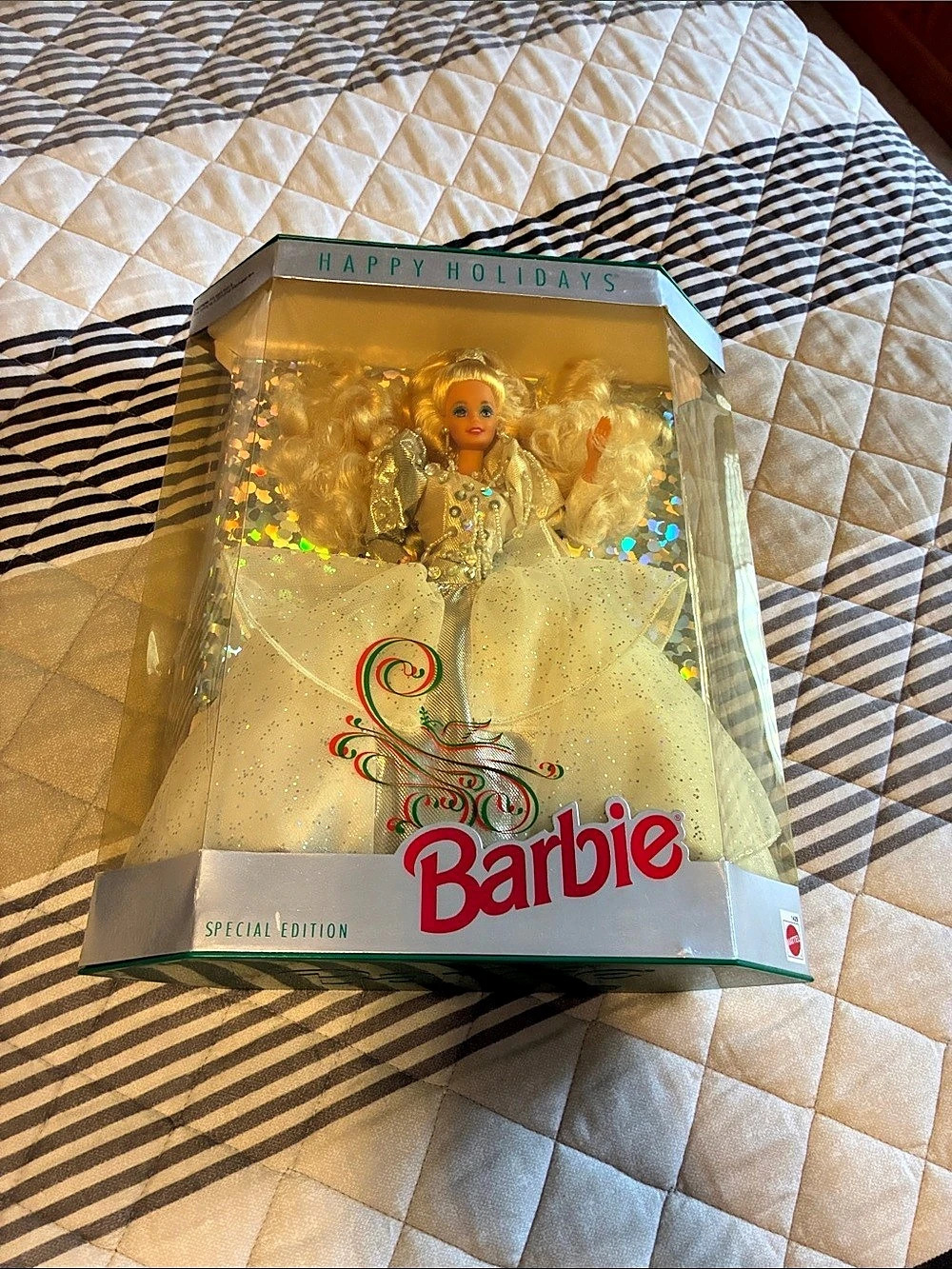 Barbie Happy Holidays 1992 Barbie Special Edition Holiday Doll NIB vintage Matte